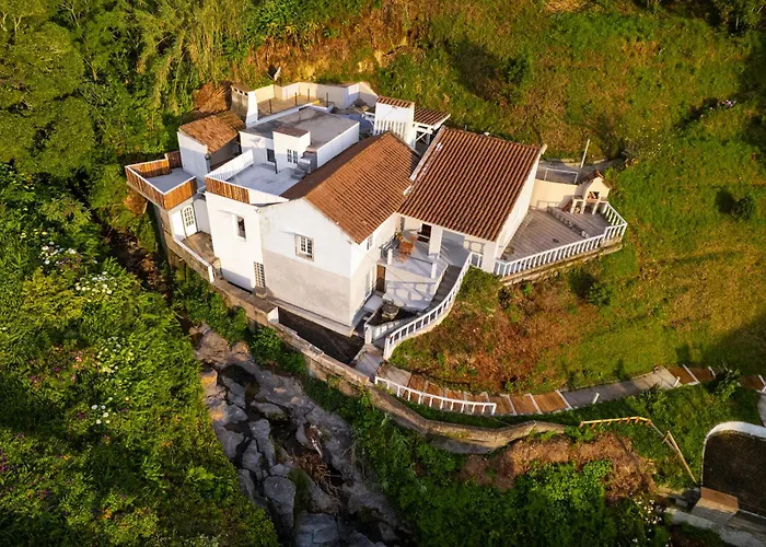 Casa Sol Nascente 蓬塔德尔加达