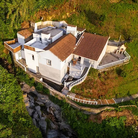 Casa Sol Nascente 蓬塔德尔加达